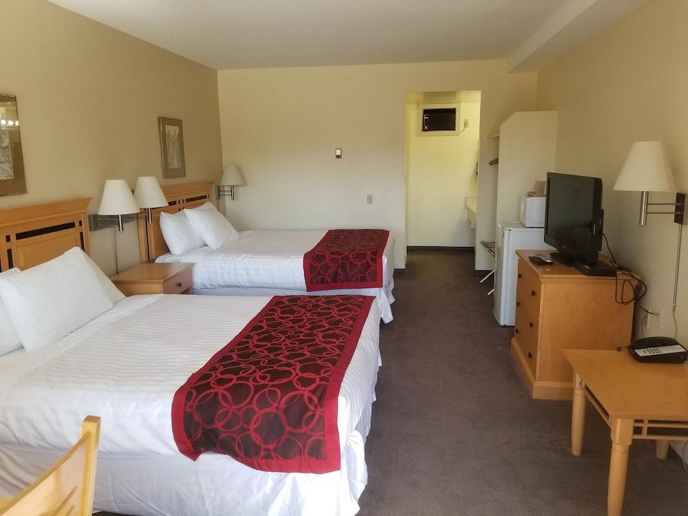 Canada'S Best Value Desert Inn & Suites Cache Creek Exterior photo